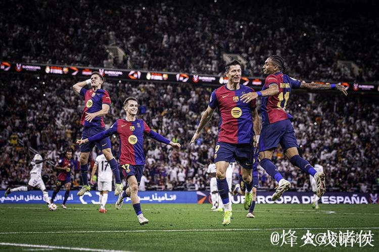 足坛盛宴!豪门集体告捷,阿森纳压哨制胜,巴萨扩大领先优势 足坛盛宴!豪门集体告捷,阿森纳压哨制胜,巴萨扩大领先优势